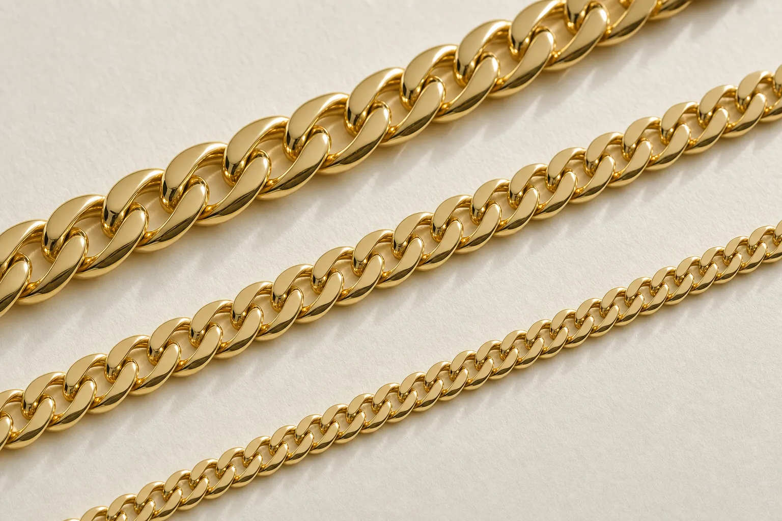 Cuban Link: Miami Cuban, Prong Cuban, massiv oder hohl